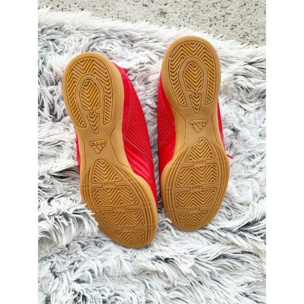 adidas sala red